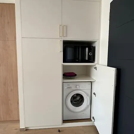 Avec Jardinet Proche Apartment *