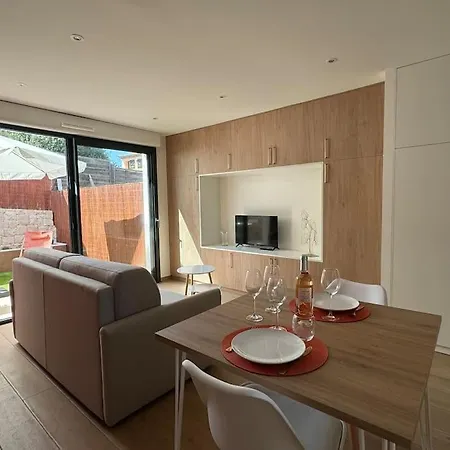 Apartamento Avec Jardinet Proche