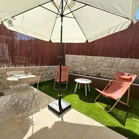 Avec Jardinet Proche